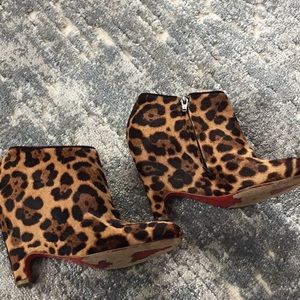 Loubitan animal skin booties